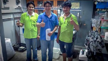 ลงทุนเครื่องทอถุงมือ