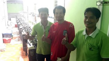 เครื่องทอถุงมือ