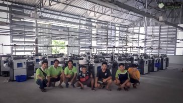 เครื่องทอถุงมือ